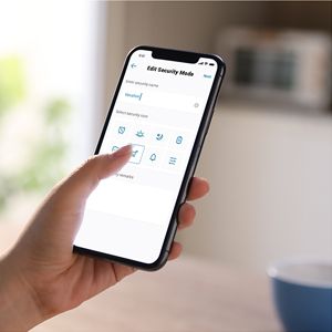 [Special Offer] EUFY SECURITY ALARM 5 PIECE KITS WHITE DIY-Home Security System, Keypad, Motion Sensor, 2 Entry Sensors, Home Alarm System, Control from The App, Links with eufyCam