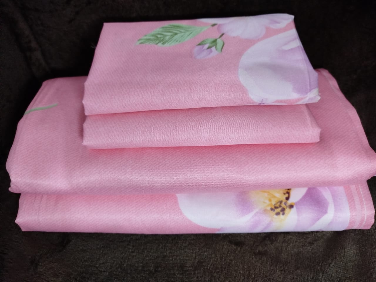 5*6 Fashion Bedsheet Set 4 Pcs (2 Bedsheets & 2 Pillowcases)
