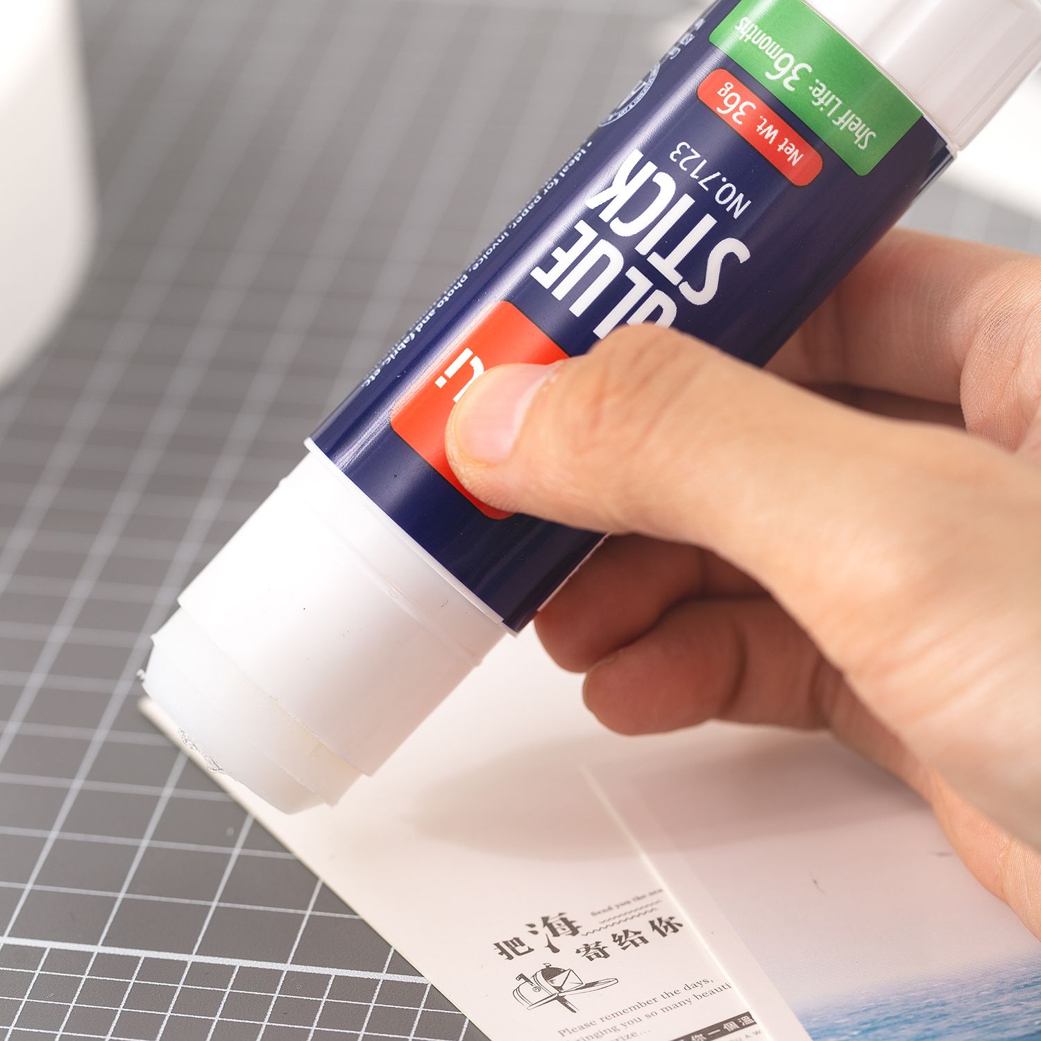 【Deli Official】DELI E7123 Glue Stick 36G Jumbo PVP Glue Stick Extra Strong Non-Toxic Clear-Drying Adhesive for Paper Cardboard Crafts & Office Use  Easy Twist-Up Application
