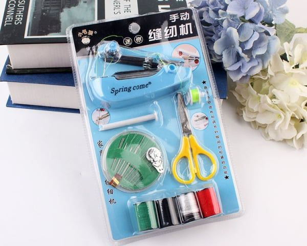 portable manual sewing machine set