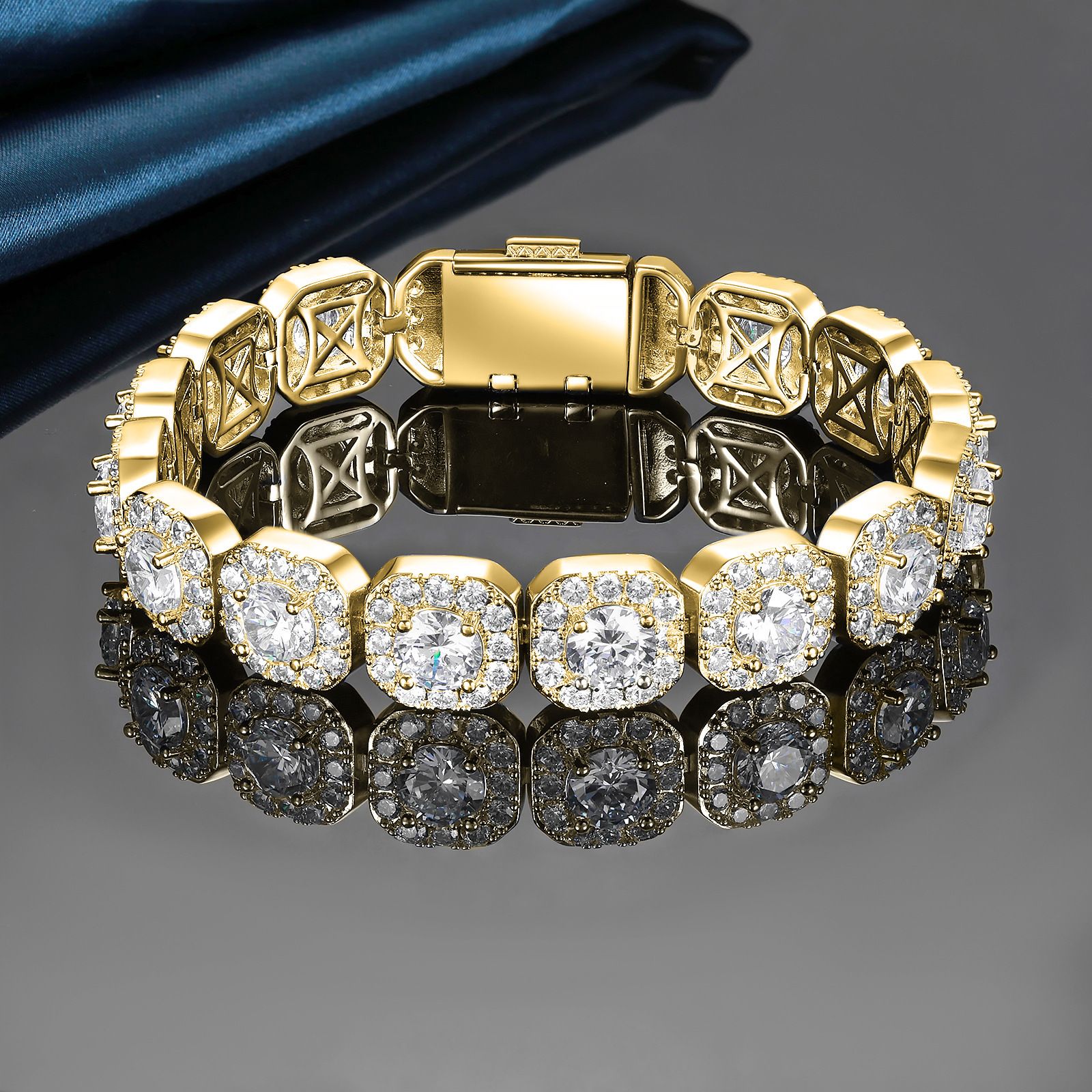 Europe and the United States cross-border Cuba bracelet 12mm wide crystal sugar chain zircon bracelet flip men's bracelet trend bracelet wholesale silvery 7 inches