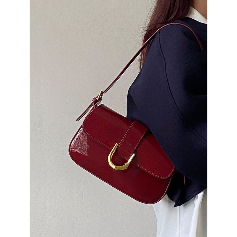 Senior handbag woman vintage wine red horseshoe buckle fashion hand armpit bag single shoulder crossbody bag a hair replacement black one size