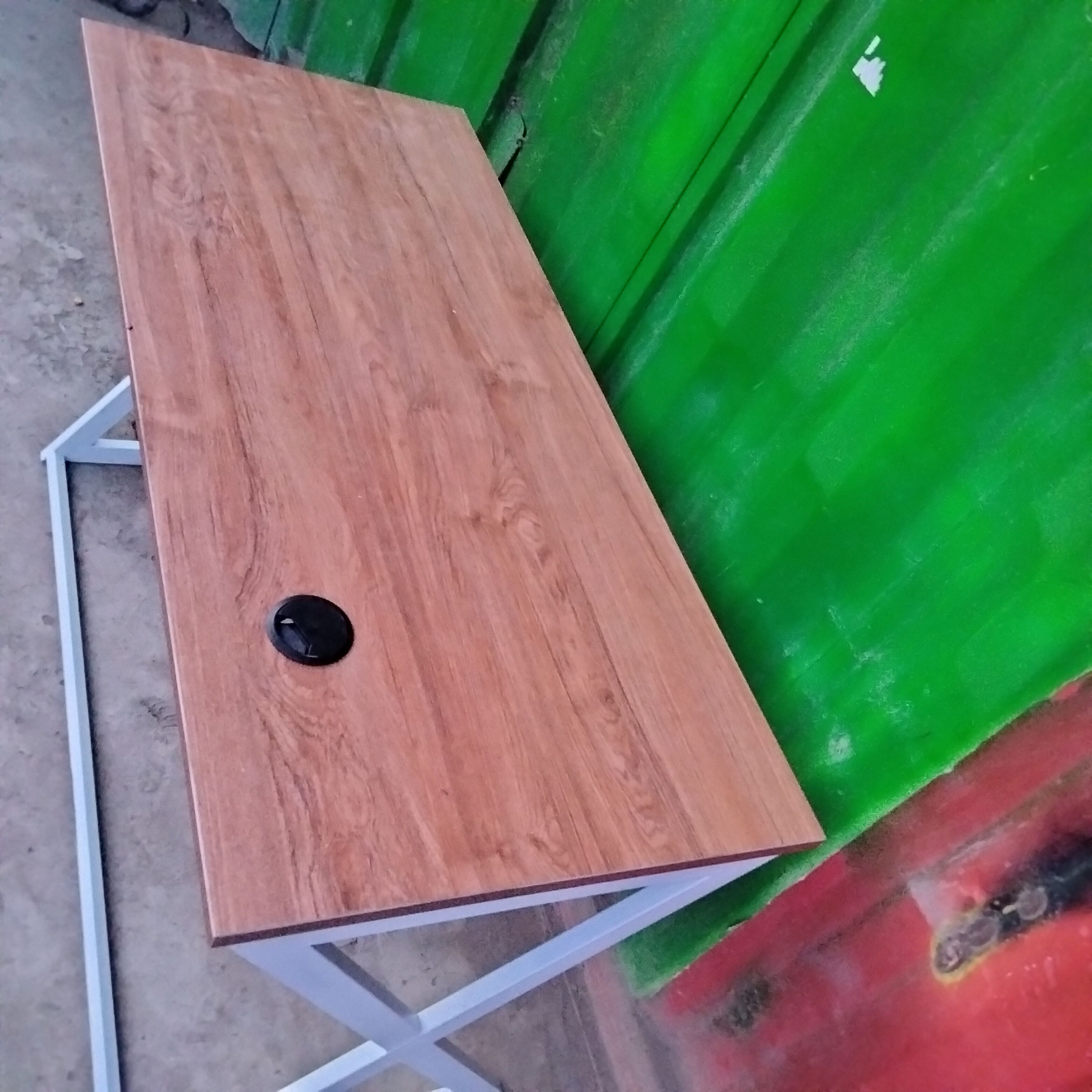 KINGLY SHOPPERS METTALIC STUDY TABLE/ OFFICE DESK