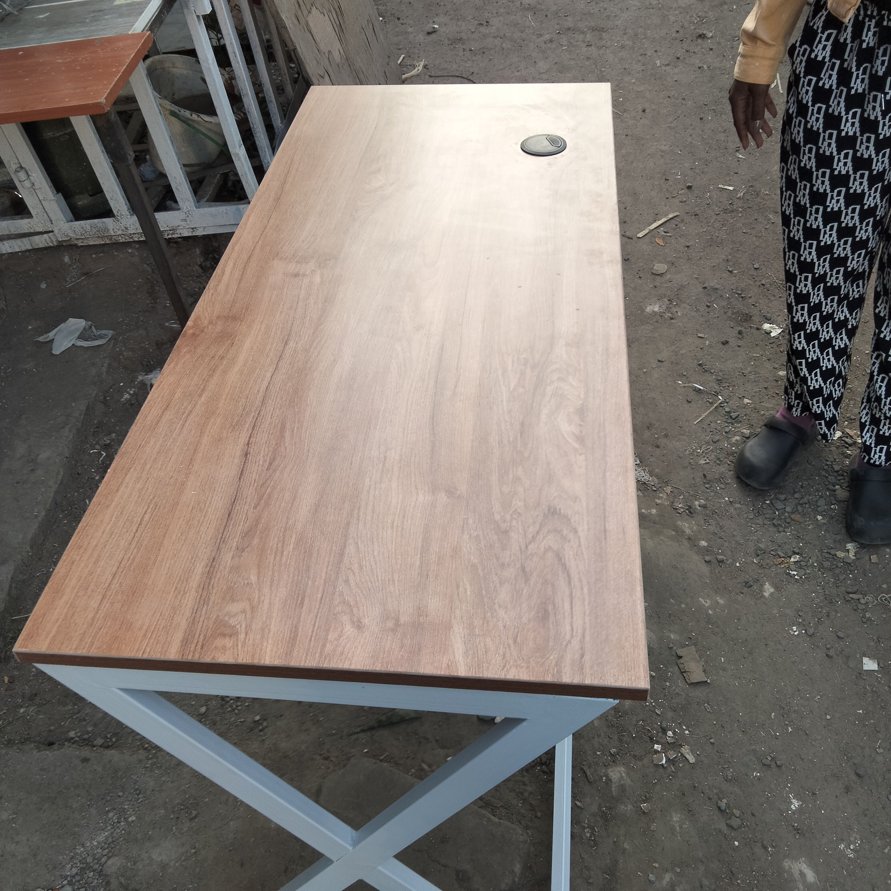 KINGLY SHOPPERS METTALIC STUDY TABLE/ OFFICE DESK