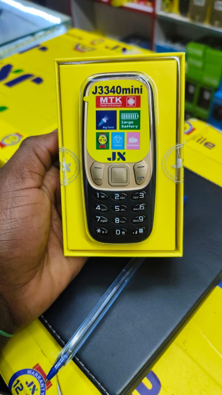 Jx J3340 MINI SMALL SIZE MOBILE PHONE KABAMBE/KATULULU/MULIKA MWIZI BIG TORCH,FM WIRELESS, BATTERY 1500MAH, 1.44 INCH SCREEN DISPLAY FEATURE PHONE