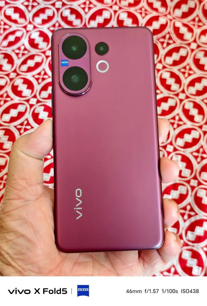[NEW ARRIVALS]Vivo V60 5G 6.77" 120Hz AMOLED Display 512GB ROM+12GB RAM 50MP+50MP 4K@30fps Camera Snapdragon7 Gen 4 Chip 6500mAhBatt IP68/69 DualSIM Fingpnt 12MNTHS Wrrty Type-C Android 15 Smartphones