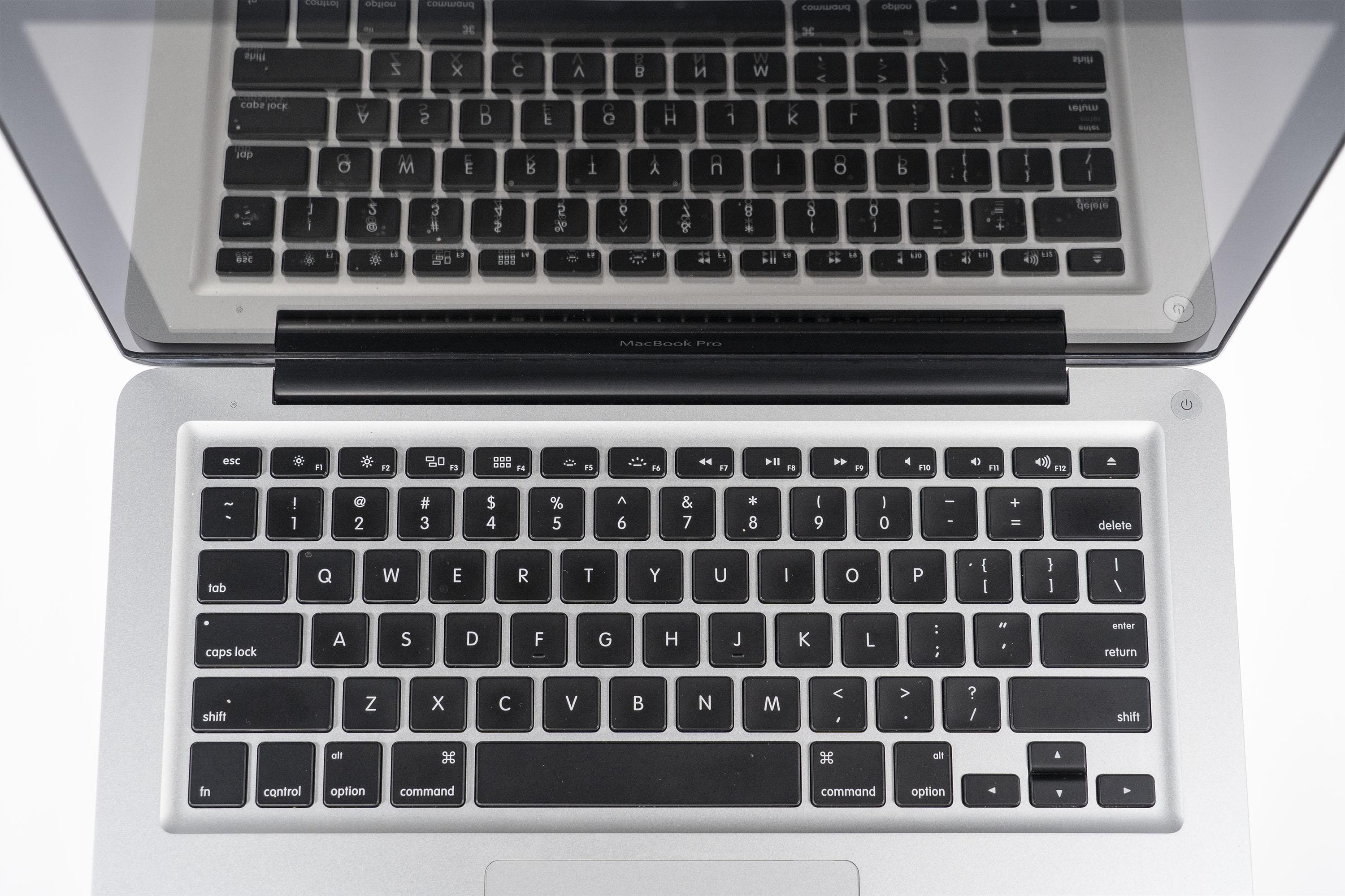 Refurbished Mac Book Pro 2011 Intel Core i5 8Gb Ram 500Gb Hdd Silver Laptop Installed with Mac Os with Original Charger Perfect for Office Work, School,Students