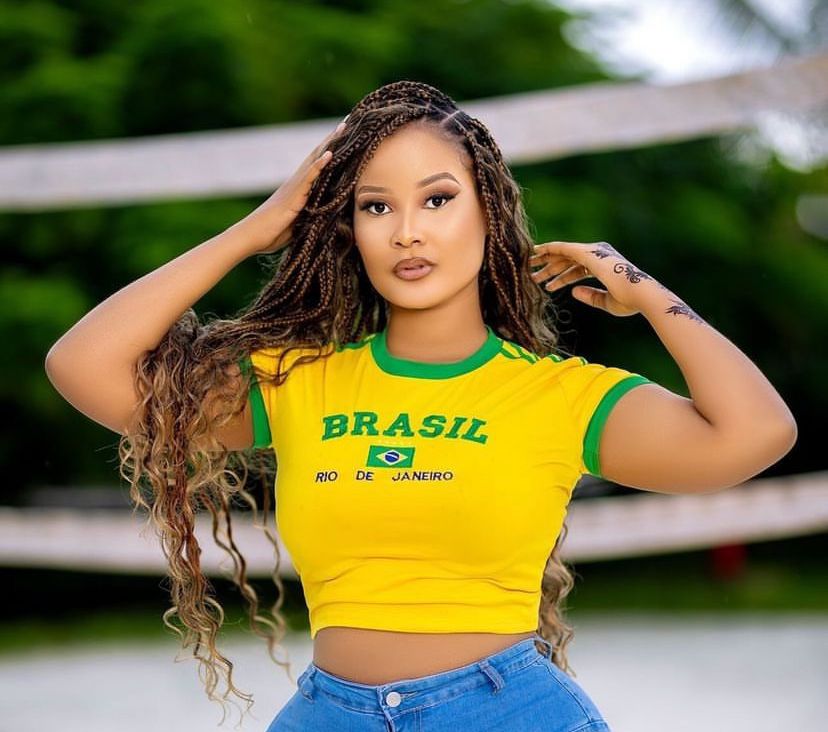 Classic and high quality Women's Tight Tight T-Shirts with Double Lining, Long Sleeve Crew Neck, Crop Tops, Basic Tee Top a must-have for any autumn or winter outfit for ladies.