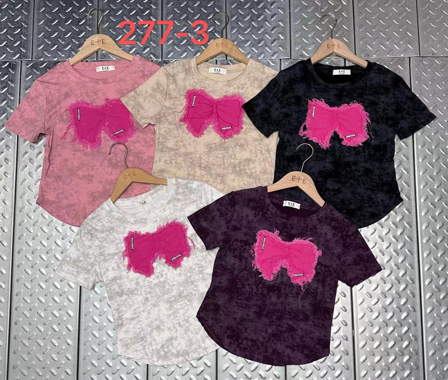 Classic and high quality Women's Tight Tight T-Shirts with Double Lining, Short Sleeve Crew Neck, Crop Tops, Basic Tee Top a must-have for any autumn or winter outfit for ladies.