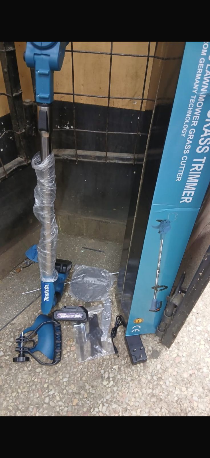 Cordless Electric grass Trimmer Brush cutter Lithium Tool Battery Brush Cutting Machine Grass Cutter Hand Held