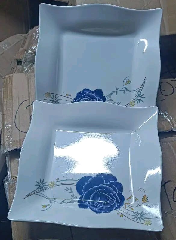 🤑12pcs Dozen set🤑Square Melamine Plates Dinner Set -12pcs.The modern kitchen needs the right kitchen utensils and  appliances to create an inviting atmosphere. We brings you this perfect dinner plat