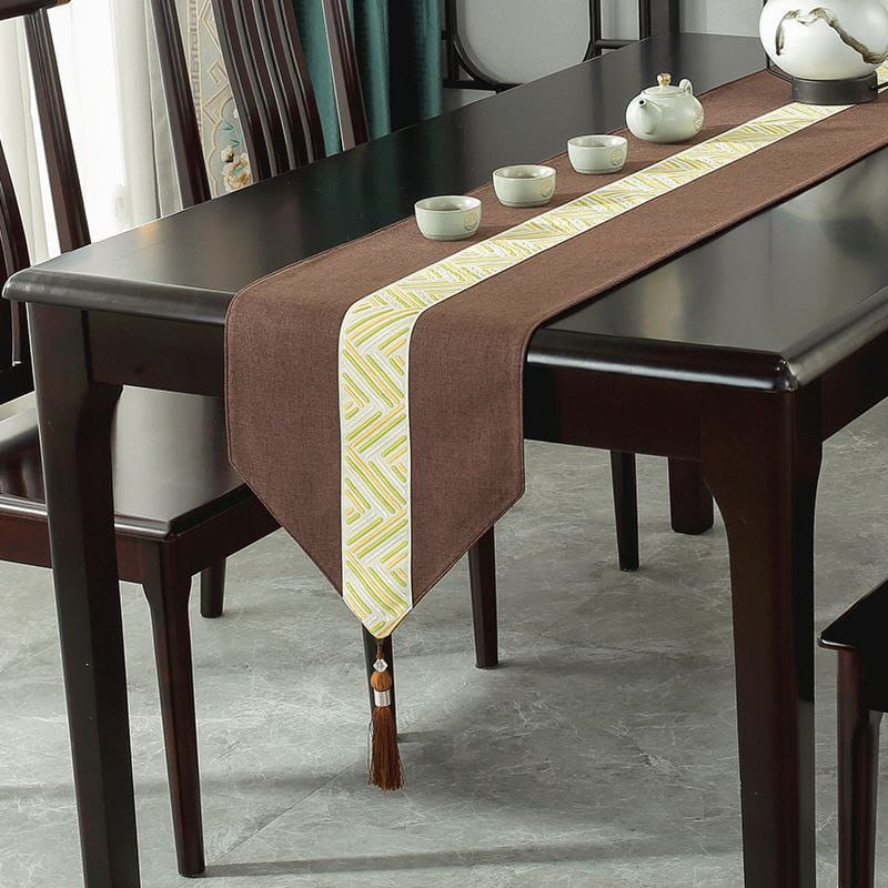 Premium Cotton Linen Table Runner (33x120cm) - Heat-Resistant & Non-Slip Decorative Runner