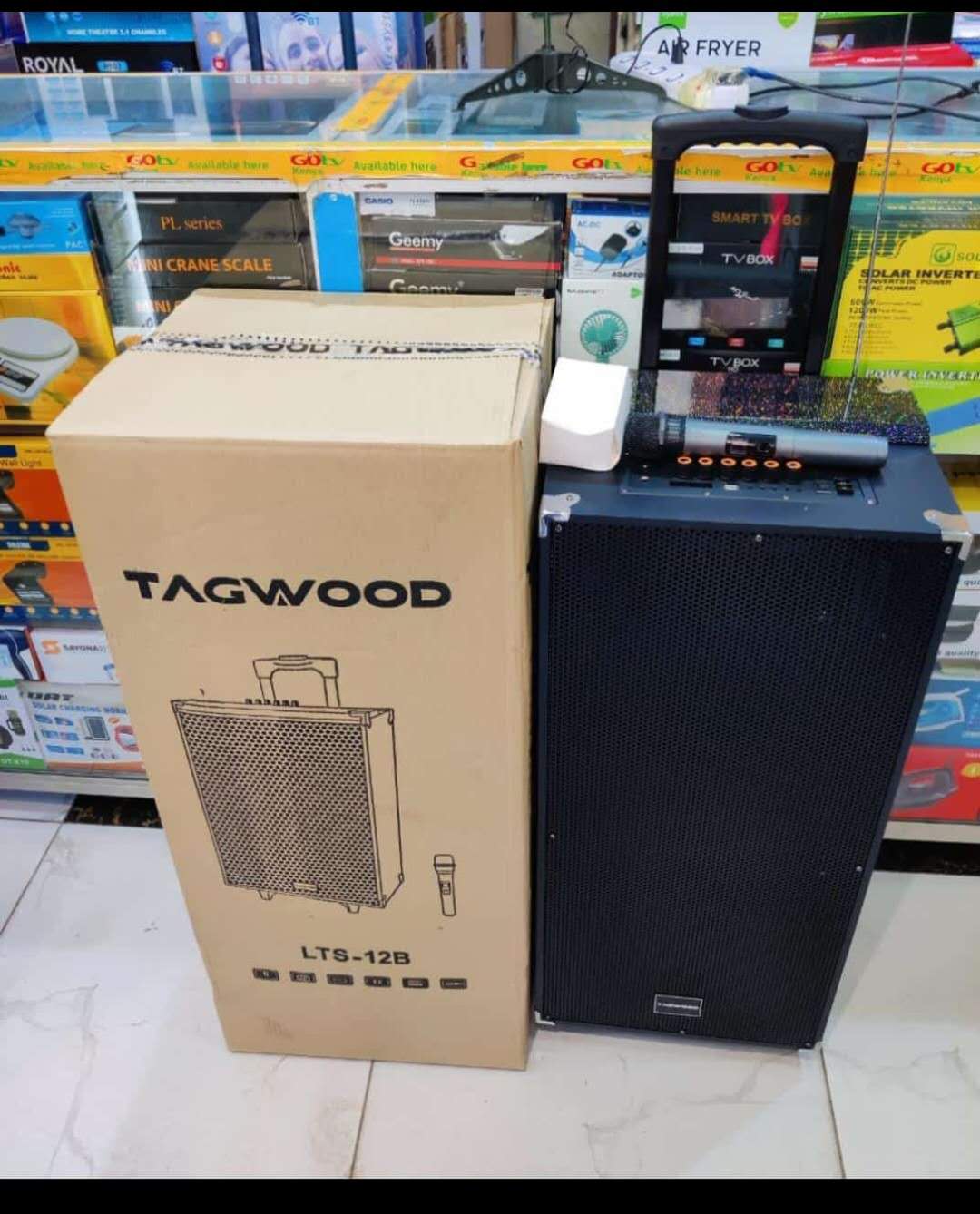 NEW TAGWOOD LTS-12B PORTABLE OUTDOOR TROLLEY SPEAKER WITH ONE WIRELESS MICROPHONE
USB/BLUETOOTH/FM RADIO.