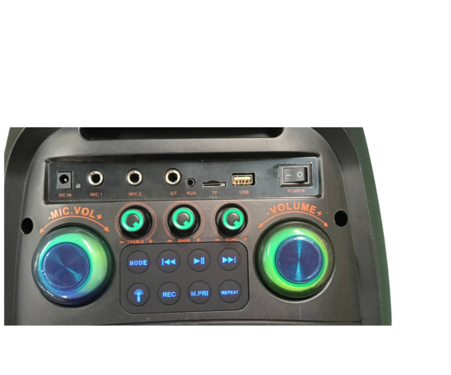 NEW TAGWOOD LTS-8C PORTABLE  BEAT BOX  RECHARGEABLE WITH USB/FM/BLUETOOTH . HAS ONE FREE WIRELESS MICROPHONE.