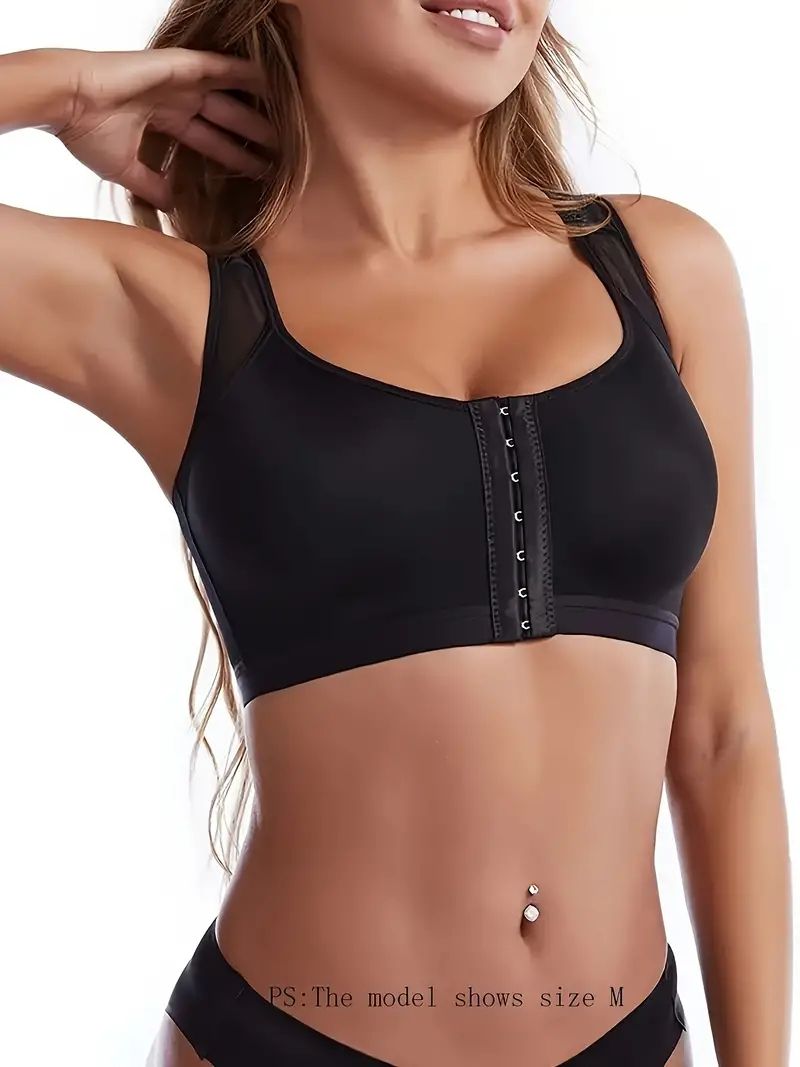 Plus Size Wireless Sports Bra with Adjustable Closure and Breathable Mesh for Yoga and Workouts