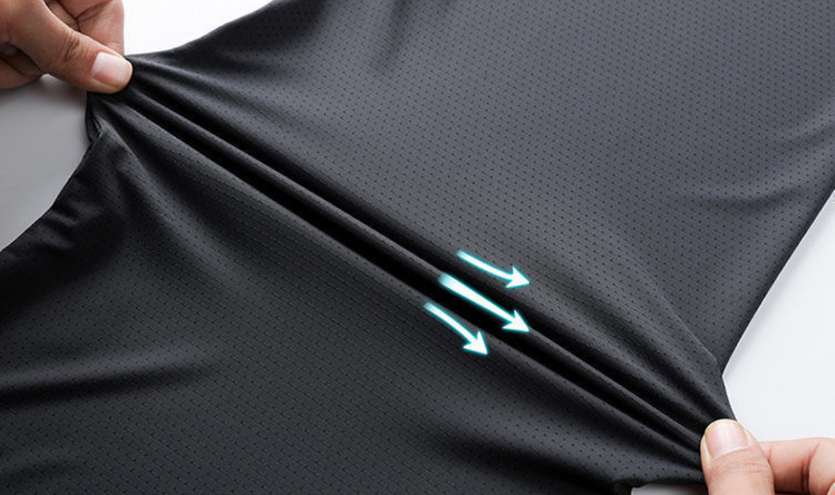 Men's Leisure sport track suits Tshirts Shorts Sets Ice Silk Fashioin track suits men's summer ice silk two-piece set, loose round neck, large size, breathable short sleeved