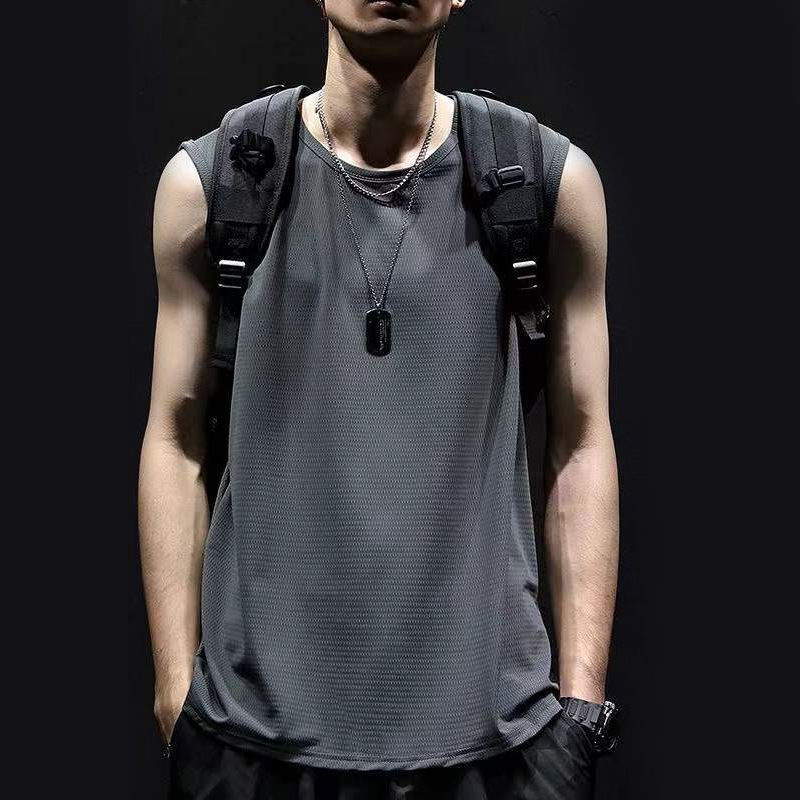 Men's Summer Mesh Tank Top Men's Loose Large Ice Silk Summer Sleeveless Workout Tank Top - Breathable Mesh, Quick-Dry Running & Fitness Shirt