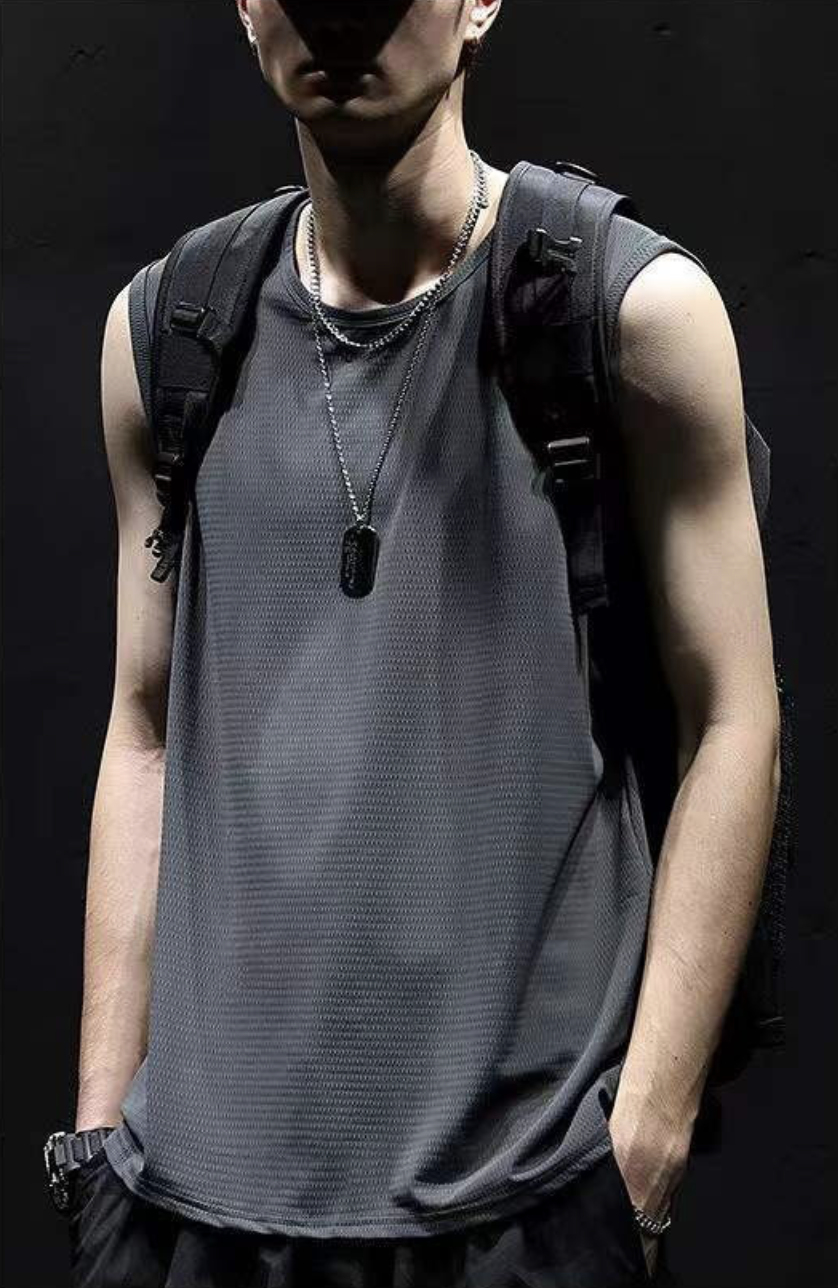 Men's Summer Mesh Tank Top Men's Loose Large Ice Silk Summer Sleeveless Workout Tank Top - Breathable Mesh, Quick-Dry Running & Fitness Shirt