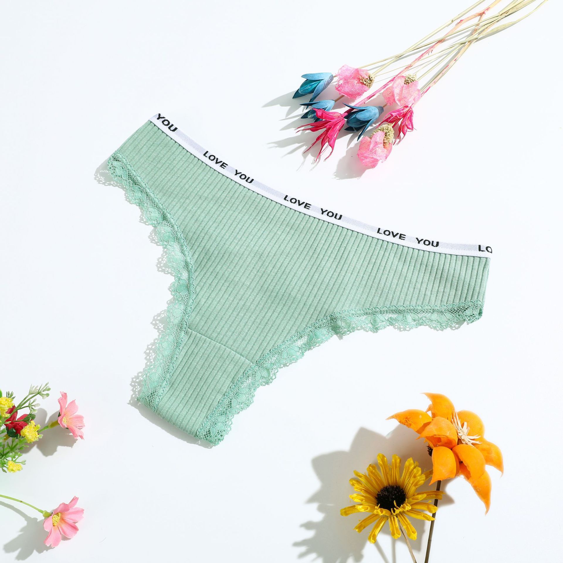 5Pcs Cotton Women's Panties, Lace & Printed Design,Breathable & Comfortable, Premium Blend Underwear for Daily Wear