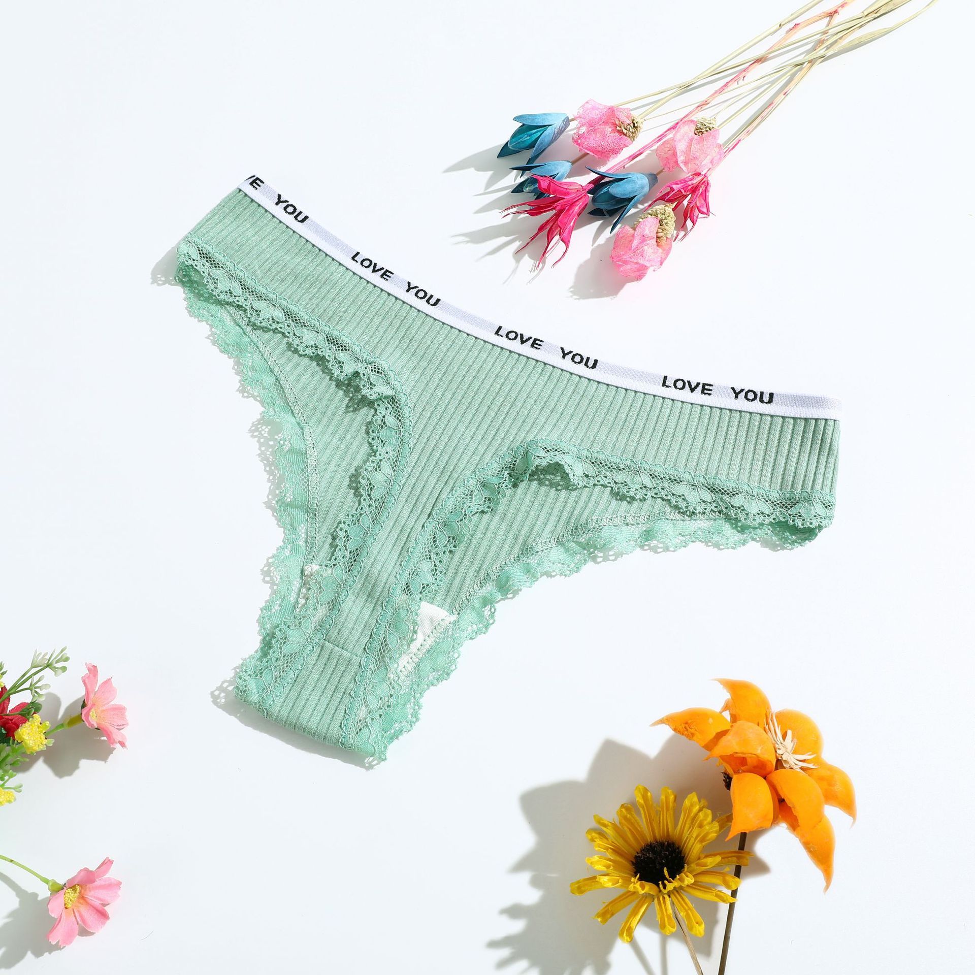 5Pcs Cotton Women's Panties, Lace & Printed Design,Breathable & Comfortable, Premium Blend Underwear for Daily Wear