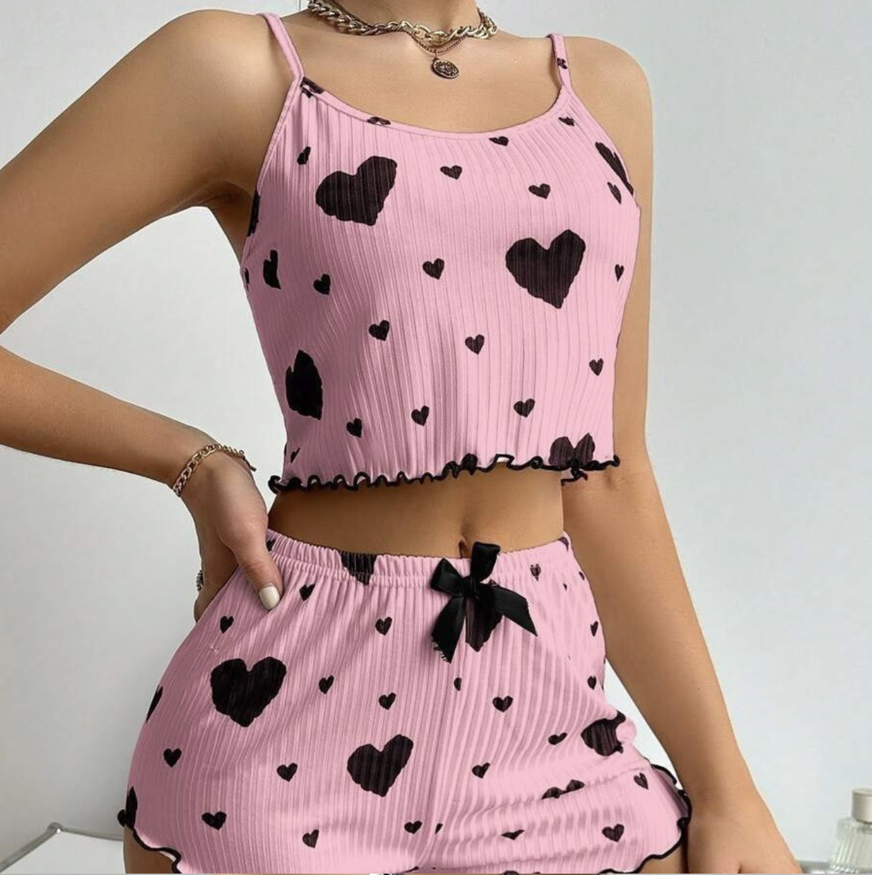 New women‘s sleep wear heart-shaped printed contrasting color home wear, front slit suspender pajama set
