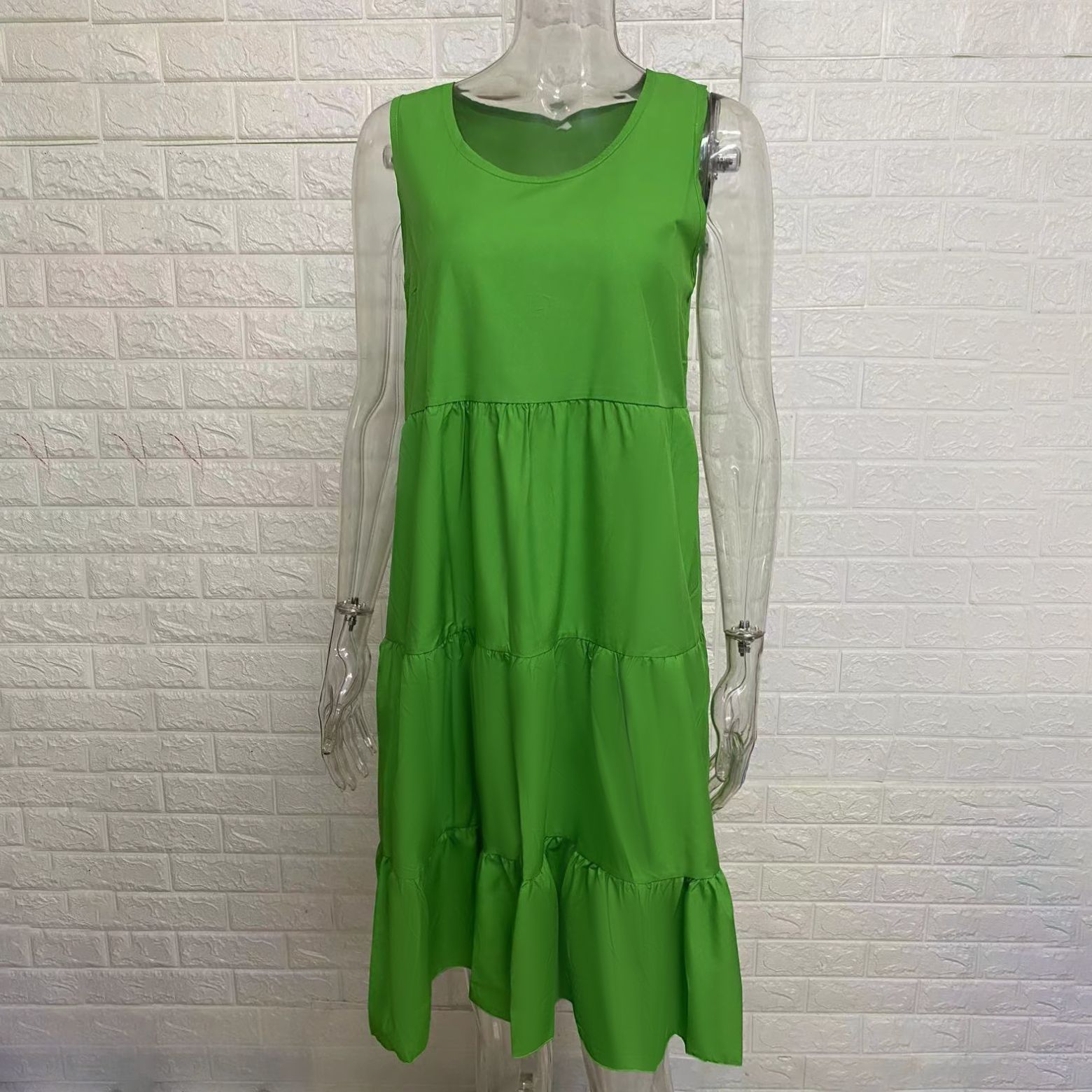 Women's Casual Sleeveless Crew Neck Tiered Layer Baggy Thin Fit Summer Tank Dress - Lightweight Breathable Solid Color, Machine Washable for Daily Outdoor Wear, Ladies Dresses, Nontransparent Fabric