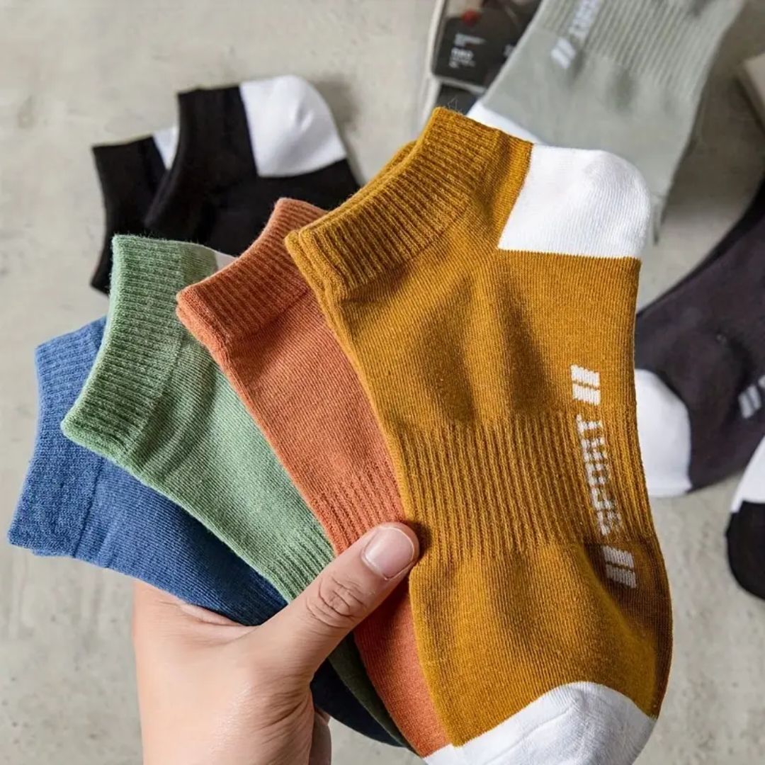 Letters Pattern 5 Pairs Men's Crew Socks, Breathable Comfy Casual Socks Simple Fashion Sports Socks