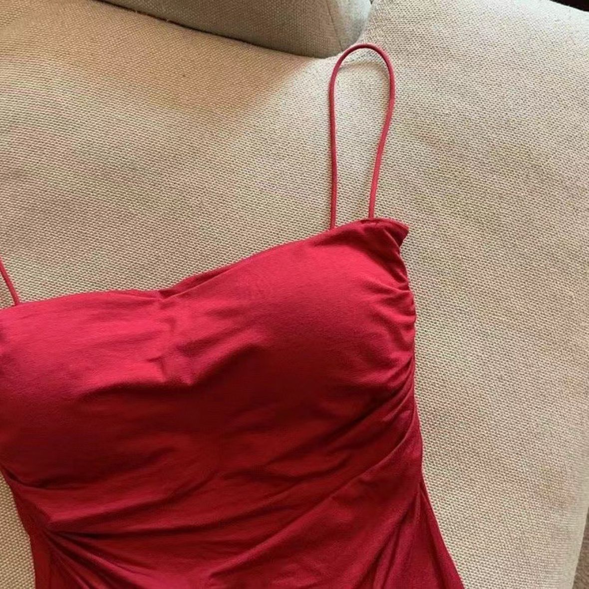 Women'S Strapless Camisoles - Elegant Thin Straps & Back Design, Built-In Bra Pads, Summer Layering Tops In Solid Color, Elegant Style, women clothes Perfect for Casual Attire, Versatile Cami Top