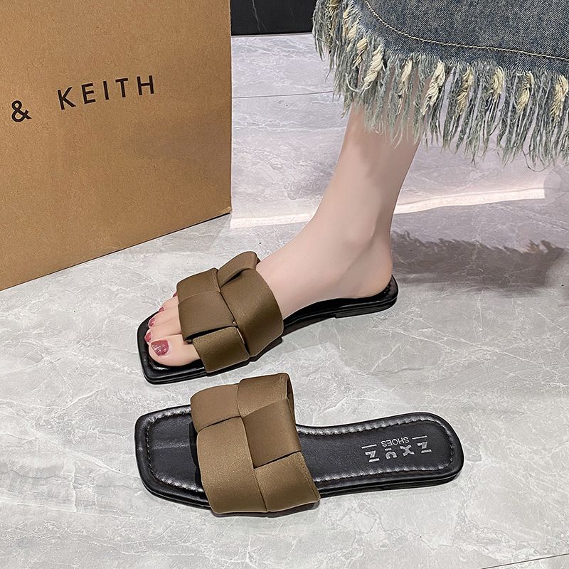 Women Sandals French Flat Bottom One Slipper Women Summer Outer Wear Fairy Style Sandals With Skirt Seaside beach sandals Fashion Beautiful Girls Shoes Heel Open Shoes flat women's shoes Elegant Fashi