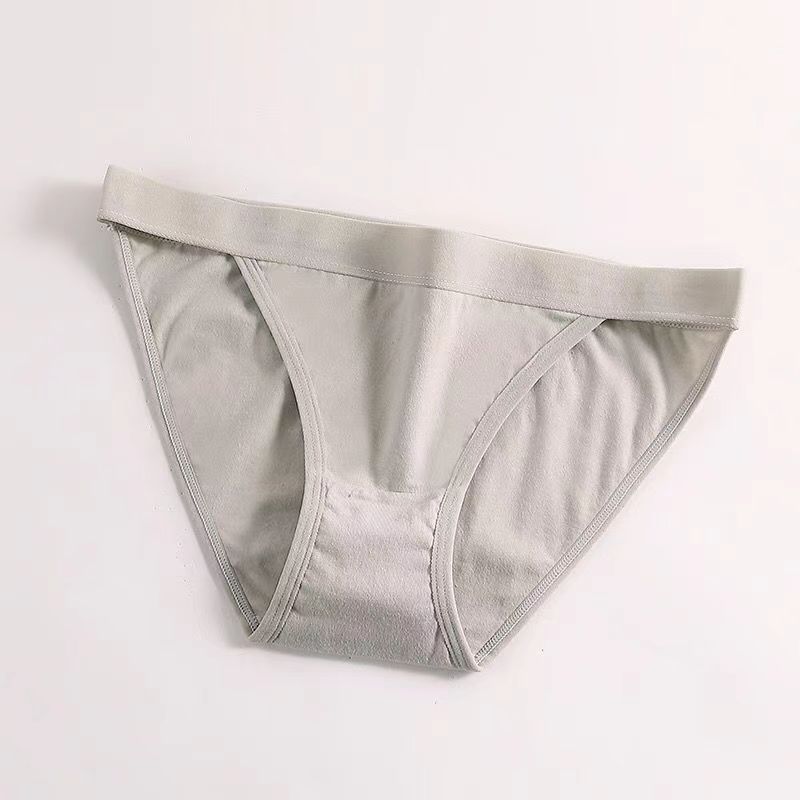 New Arrival 4Pcs Ladies Cotton Briefs Cotton Antibacterial Med-Low Waist Student Panties Breathable Simple Comfortable Hip Lifting Ladies Thongs Solid Color Triangle Panties（Choose one size larger）