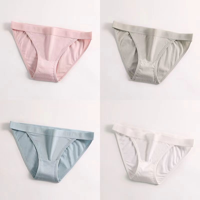 New Arrival 4Pcs Ladies Cotton Briefs Cotton Antibacterial Med-Low Waist Student Panties Breathable Simple Comfortable Hip Lifting Ladies Thongs Solid Color Triangle Panties（Choose one size larger）