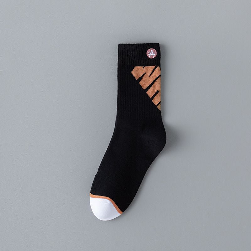 5Pairs Basketball socks boys American long socks 100% cotton anti-foot odor sports junior high school students hipster socks Men Buckle Football Match Fashion Socks Sport Sweat and odor resistant sock