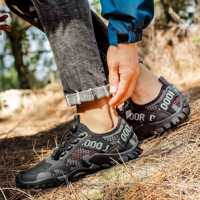 Men's Shoes Mesh Camouflage Wading Shoes Summer Outdoor Luminous Sports Running Shoes New Mesh Shoes Outdoor Mesh Breathable Beach Shoes Men Casual Shoes Man's Shoes Sneakers Shoes Walking Climbing