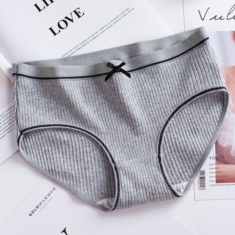 4PC Japanese cotton women's panties cotton plus size women's panties comfortable simple girl striped breathable solid color panties student panties hipster panties (China size,choose a larger size)