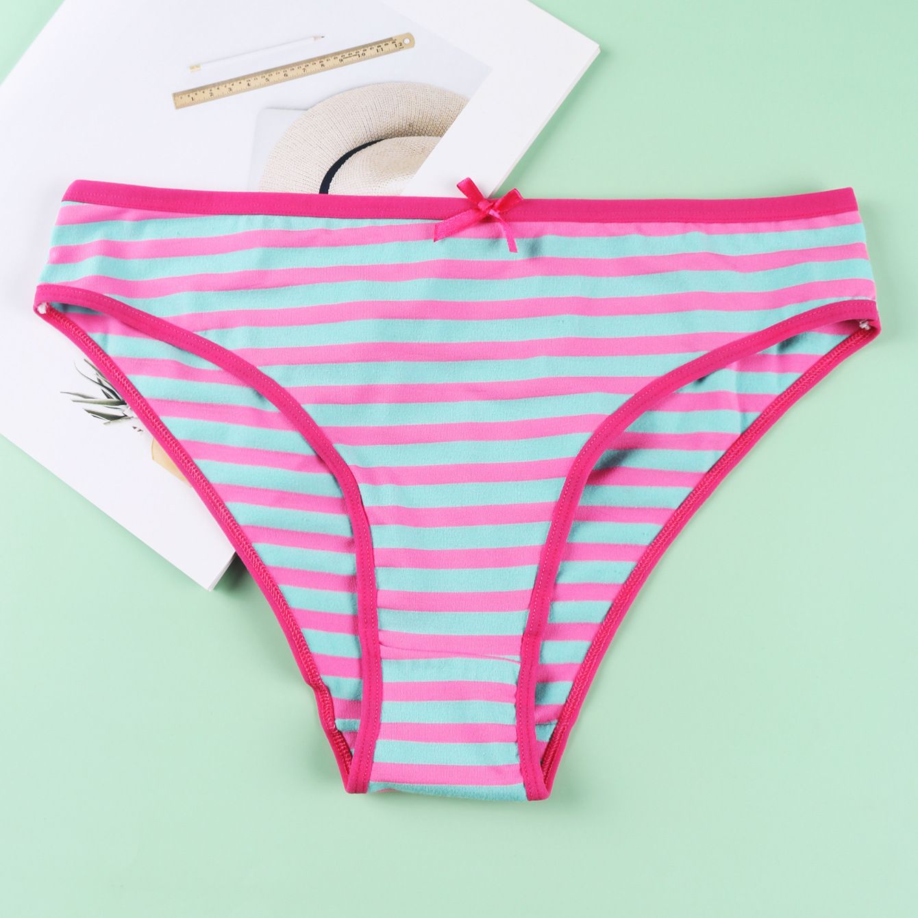 4PCS Women's cotton panties Girl Briefs Ms. cotton underwear bikini underwear sexy Ladies Briefs Free shipping Plus Size Ladies Cotton Striped Panties Women's Low Waisted Triangle Panties