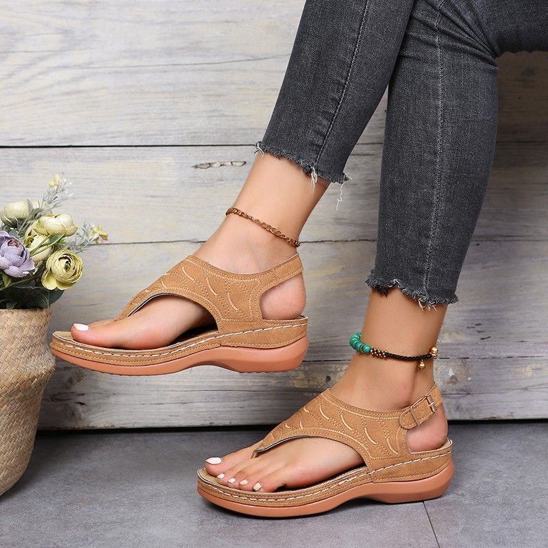 large size sandals ladies summer new clip toes slope heel one word buckle strap buckle fashion Roman sandals Wedges Shoes for Women High Heels Sandals Flip Flop Chaussures 35-43