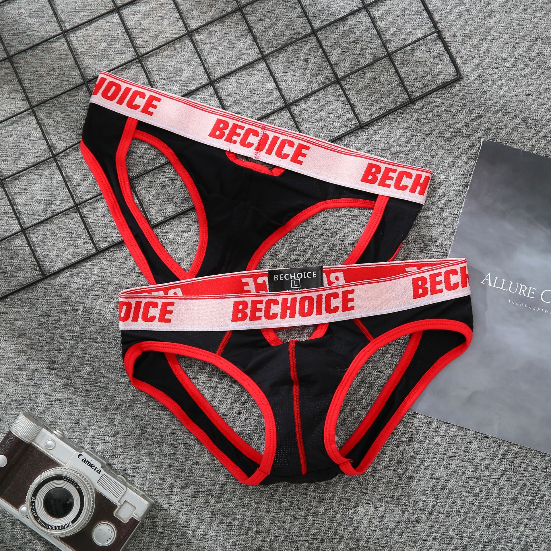 3PCS Men's sexy front and back small hollow panties tide comfortable breathable triangle pants men's rear hollow small mesh low waist sexy panties youth double thong