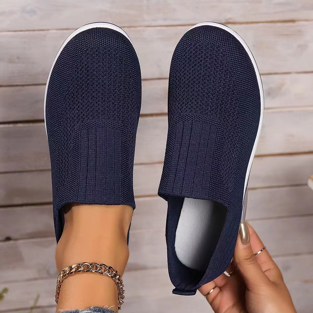 Lightweight Women Casual Shoes Breathable Slip on Female Casual Sneakers Anti-slip Women's Flats Outdoor Walking Shoes Women Walking Shoes Air Cushion Non Slip Orthopedic Shoes Ladies Platform Mules