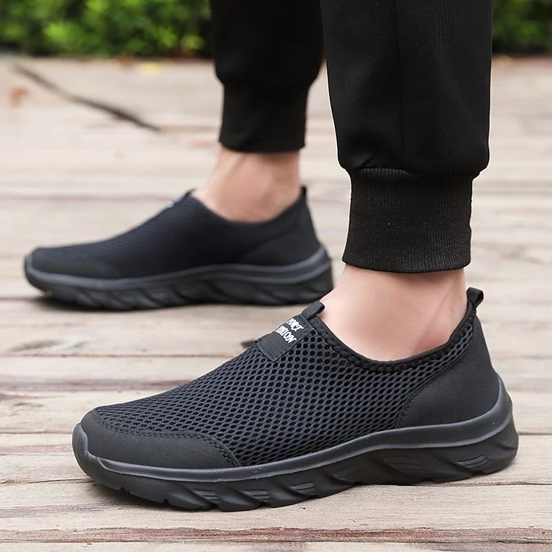 Lightweight Men Casual Shoes Breathable Slip on Male Casual Sneakers Anti-slip Men's Flats Outdoor Walking Shoes Size 38-46