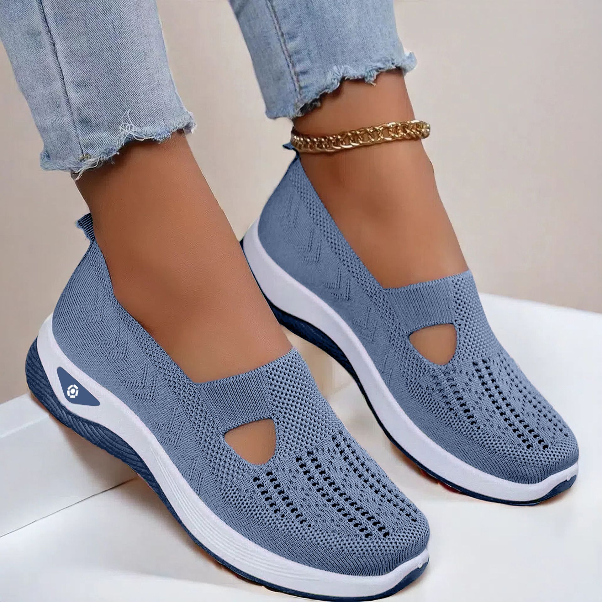 New women's sports shoes, fashionable, breathable, lightweight, non-slip, wear-resistant, casual sports shoes, flat shoes Barefoot Walking Shoes for Women Mesh Breathable Comfortable Orthopedic Shoes