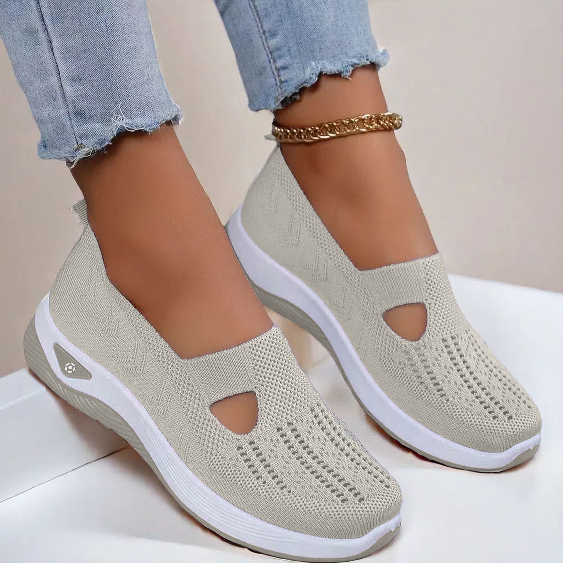New women's sports shoes, fashionable, breathable, lightweight, non-slip, wear-resistant, casual sports shoes, flat shoes Barefoot Walking Shoes for Women Mesh Breathable Comfortable Orthopedic Shoes