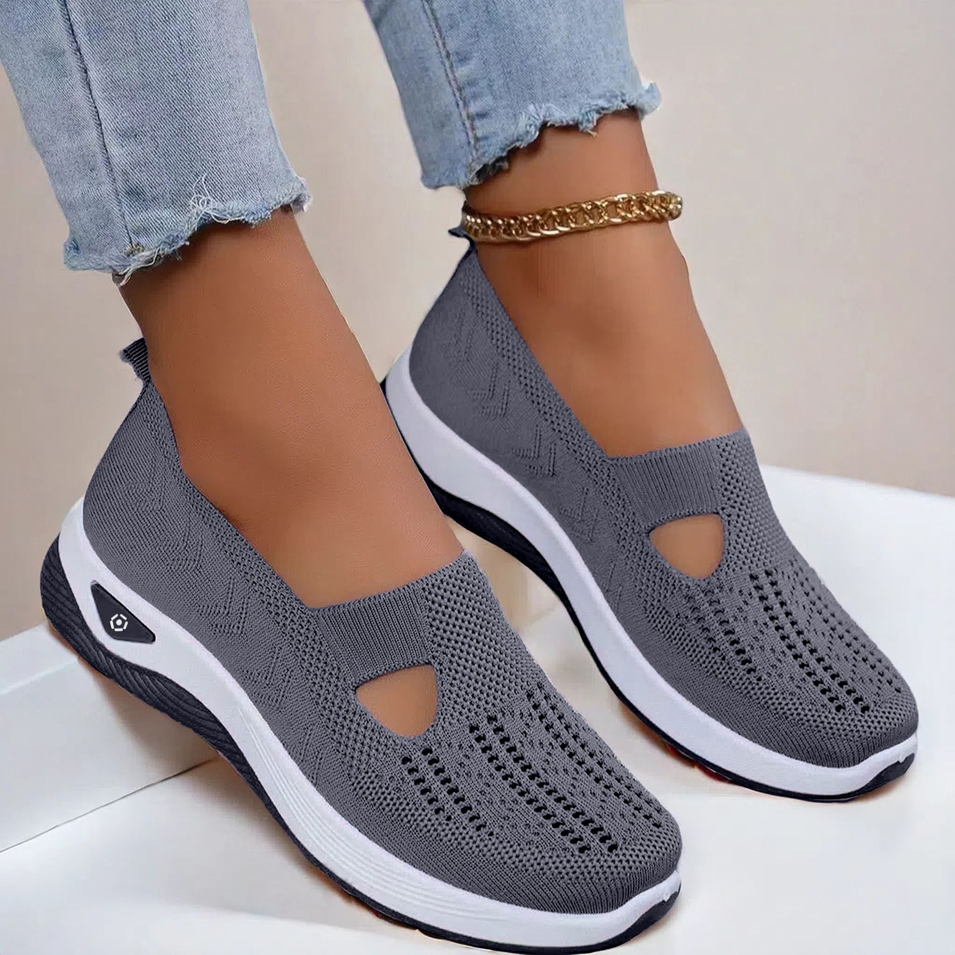 New women's sports shoes, fashionable, breathable, lightweight, non-slip, wear-resistant, casual sports shoes, flat shoes Barefoot Walking Shoes for Women Mesh Breathable Comfortable Orthopedic Shoes