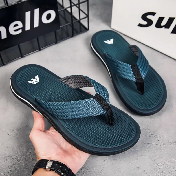 New Sandals Shoes Men Summer Men Flip Flops High Quality Beach Sandals Anti-slip Casual Shoes Man Slippers Casual Flip Flops For Men Slippers Beach Sandals Summer Non-Slip Flat Slides