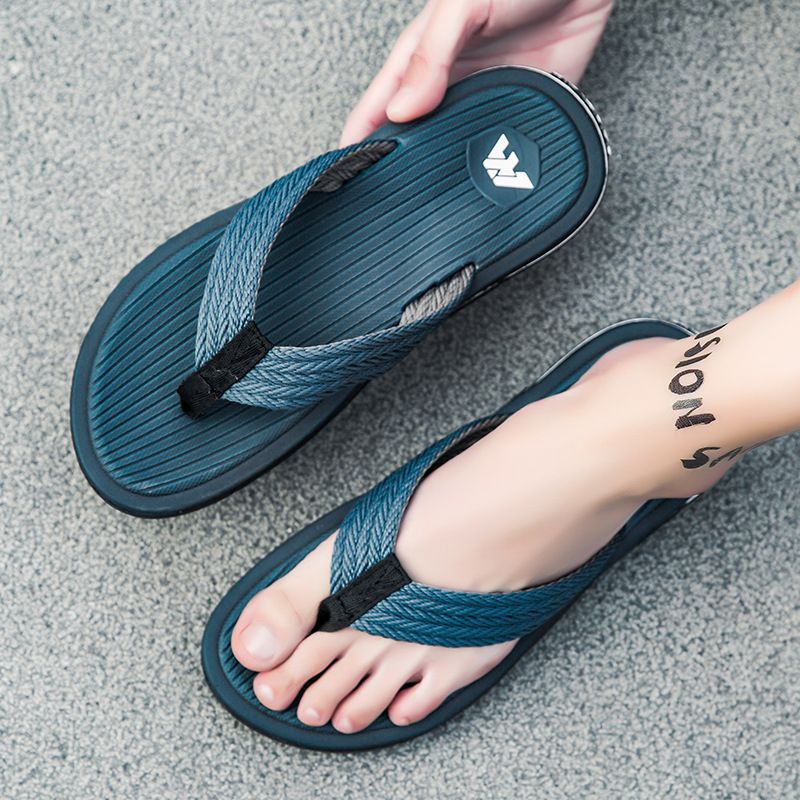 New Sandals Shoes Men Summer Men Flip Flops High Quality Beach Sandals Anti-slip Casual Shoes Man Slippers Casual Flip Flops For Men Slippers Beach Sandals Summer Non-Slip Flat Slides