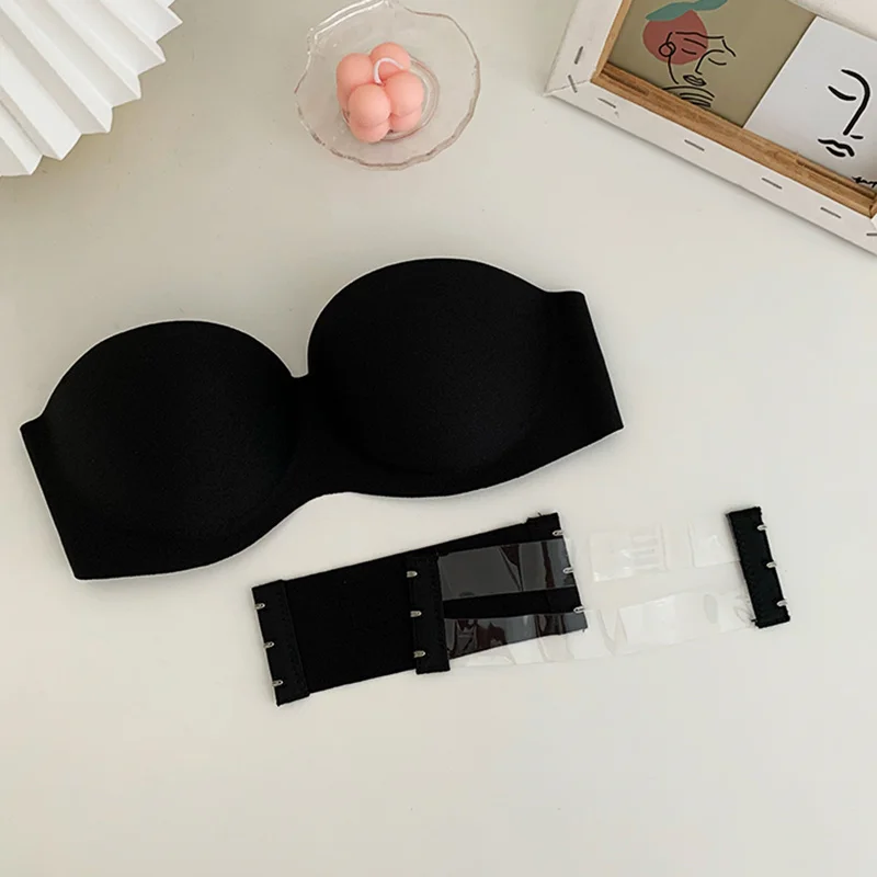 2PCS Sexy Strapless Bras Women Wireless Bralette Soft Female Underwear Ladies Seamless Bras Invisible Bra With 2pcs Straps