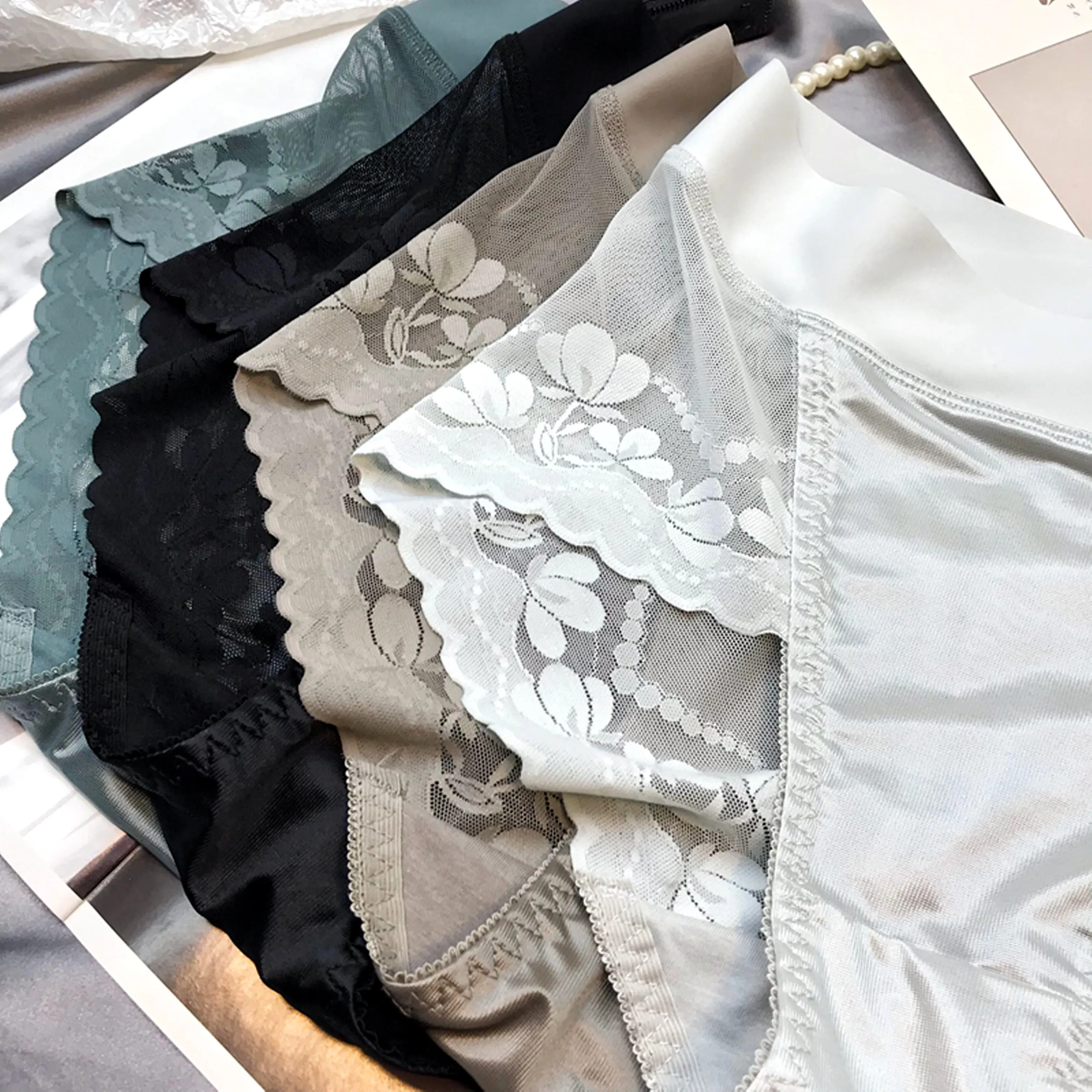 3PCS Women Lace Panties High Waist Lingerie Brief Plus Size L-2XL Sexy Women's Underwear Cheeky Sexy Woman Lingeries Intimates Women Luxury Satin panties Lace briefs High waist Plus size Cotton crotch