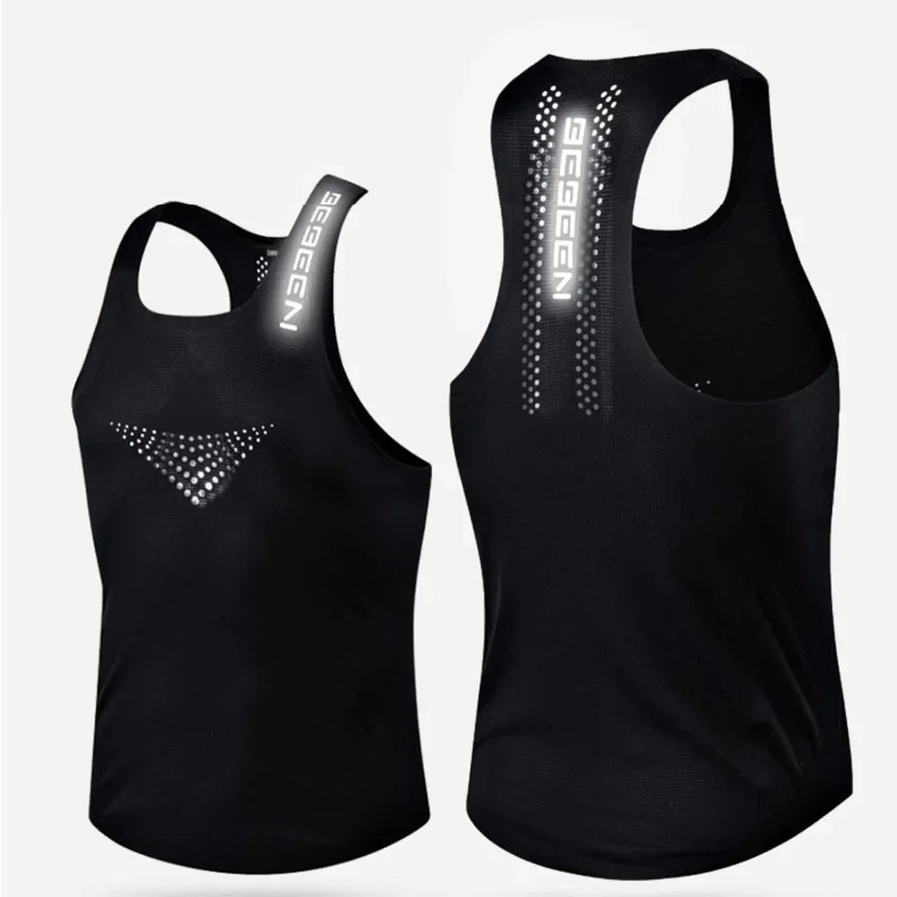 Mens Vest Mesh Breathable Quick Dry Outdoor Sports Sleeveless Top Lightweight Slim Fit Tank Top New casual and comfortable Joker sweatshirt fitness exercise slim vest Men'S Fashion 2025 Summer