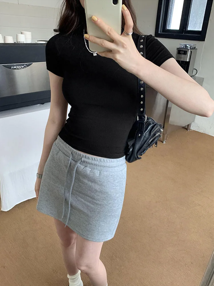 Basic Solid Crop Top Short Sleeve Crewneck Skinny T-shirt Summer Casual Tee for Women y2k Vintage Top Harajuku Streetwear Woman Clothing Short Sleeve T-shirt Slim Fit Tops Female O-Neck Knitted Sheath