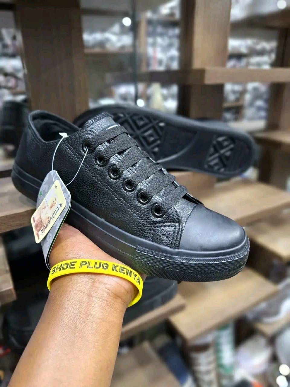 Elegant  Rubbers Leather Latest edition Unisex  Mens and Womens Shoes Comfortable Lace Up Sneakers Fashionable Gentlemen Shoes Low Cut  Rubbers Sports Shoes
Sizes (36-41)