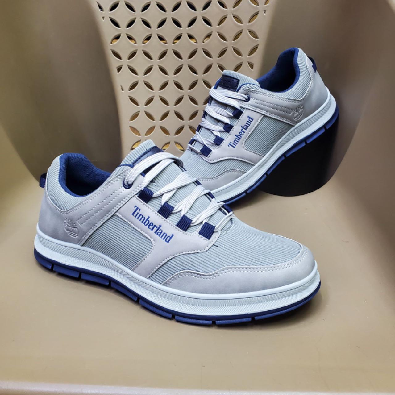 Classic New Arrival Timberland Casual Mens Shoes Comfortable 
Lace Up Sneakers Fashionable Gentlemen Shoes
Low Dunk Sneakers
Size 40-45